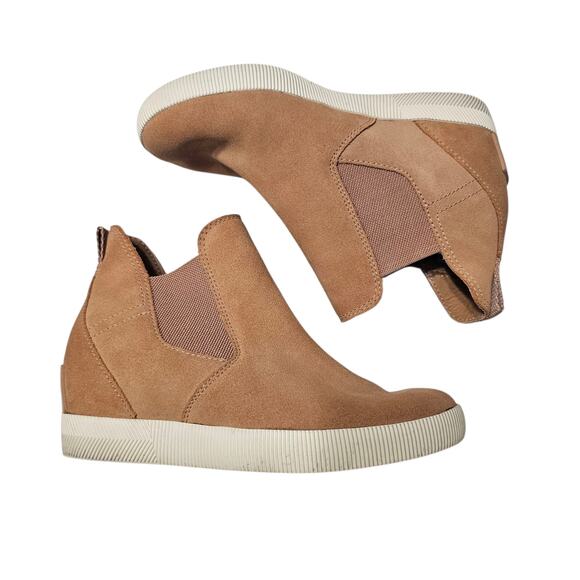 SOREL Out N About Slip-On Women's Wedge Boot in Tawny Buff Size 7.5 - Picture 1 of 9